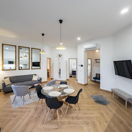 Stafetahaz Apartmanok 瓦茨 外观 照片