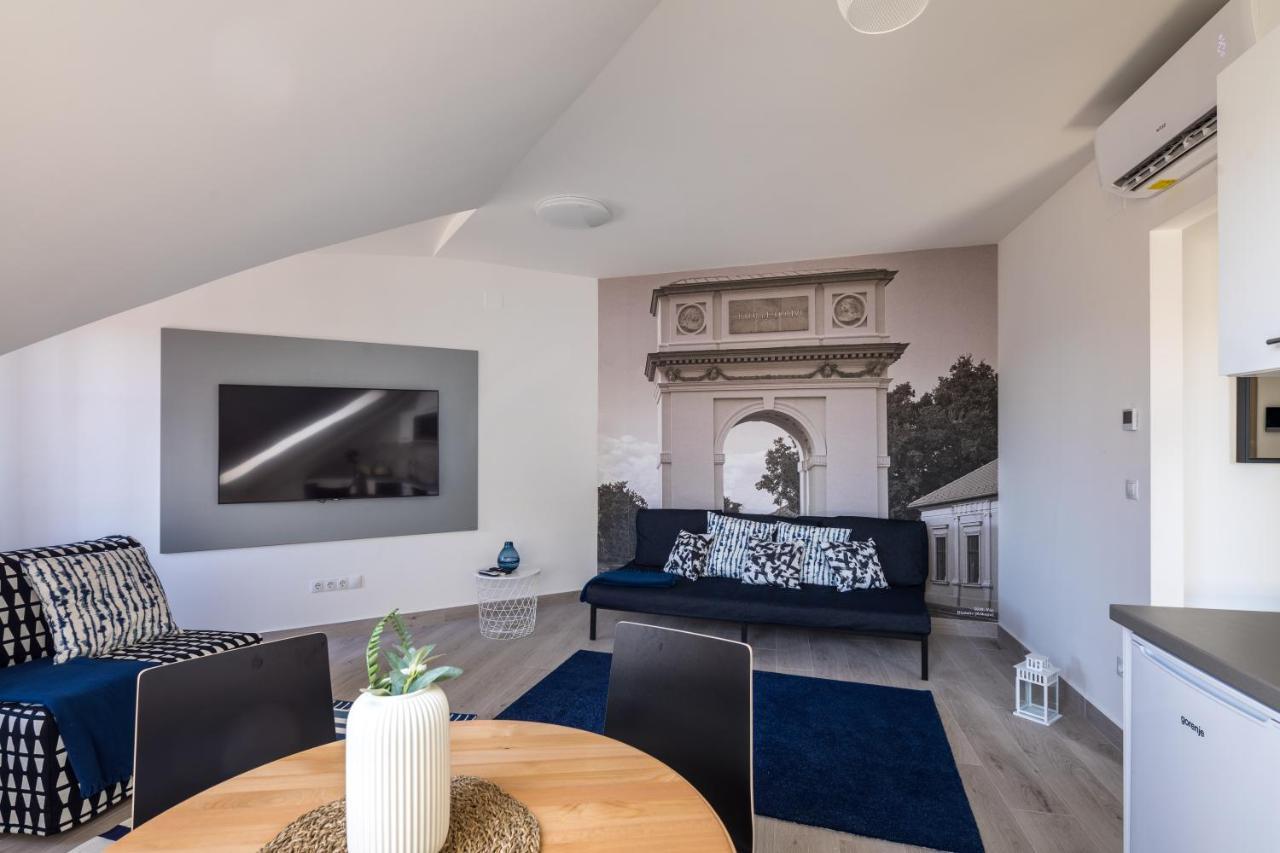 Stafetahaz Apartmanok 瓦茨 外观 照片