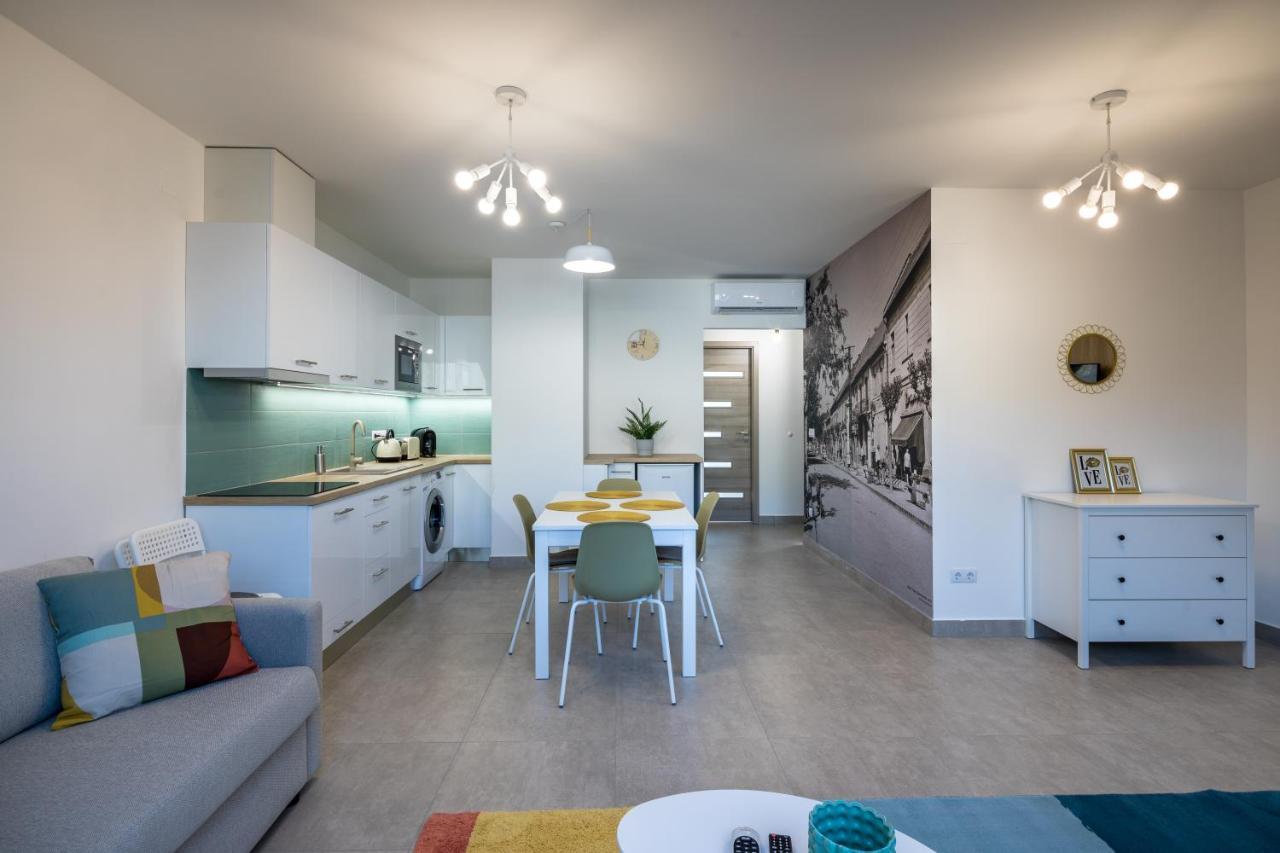 Stafetahaz Apartmanok 瓦茨 外观 照片