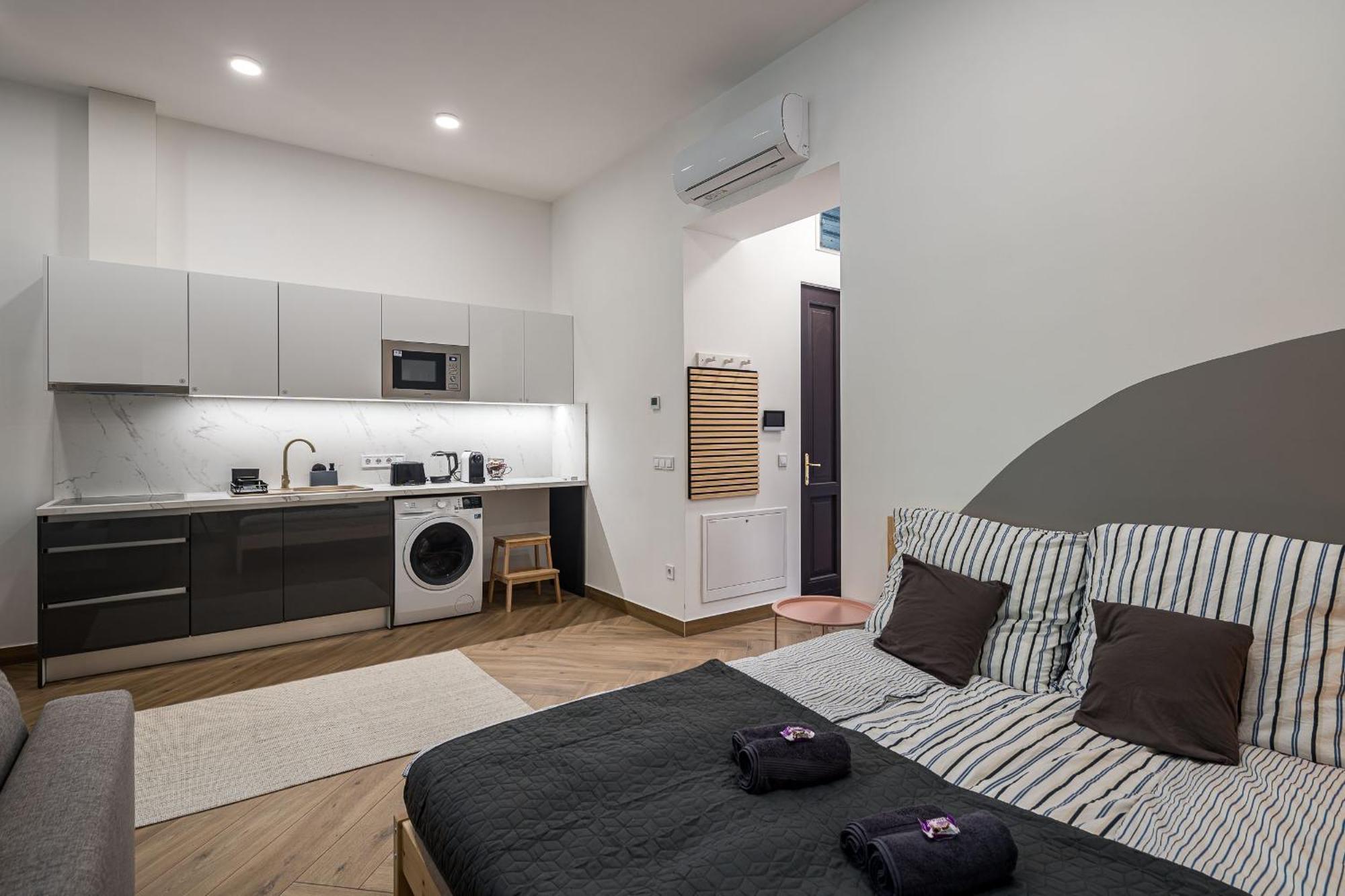 Stafetahaz Apartmanok 瓦茨 外观 照片
