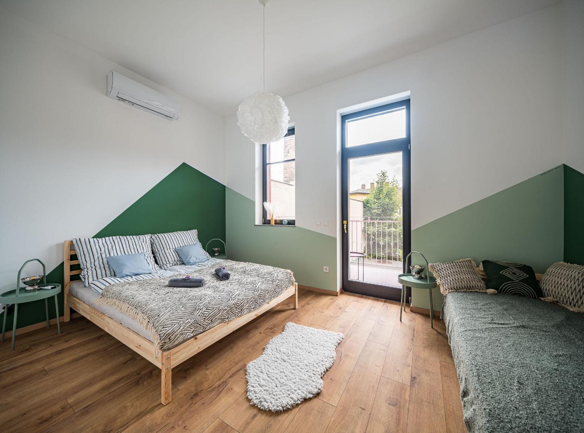 Stafetahaz Apartmanok 瓦茨 外观 照片