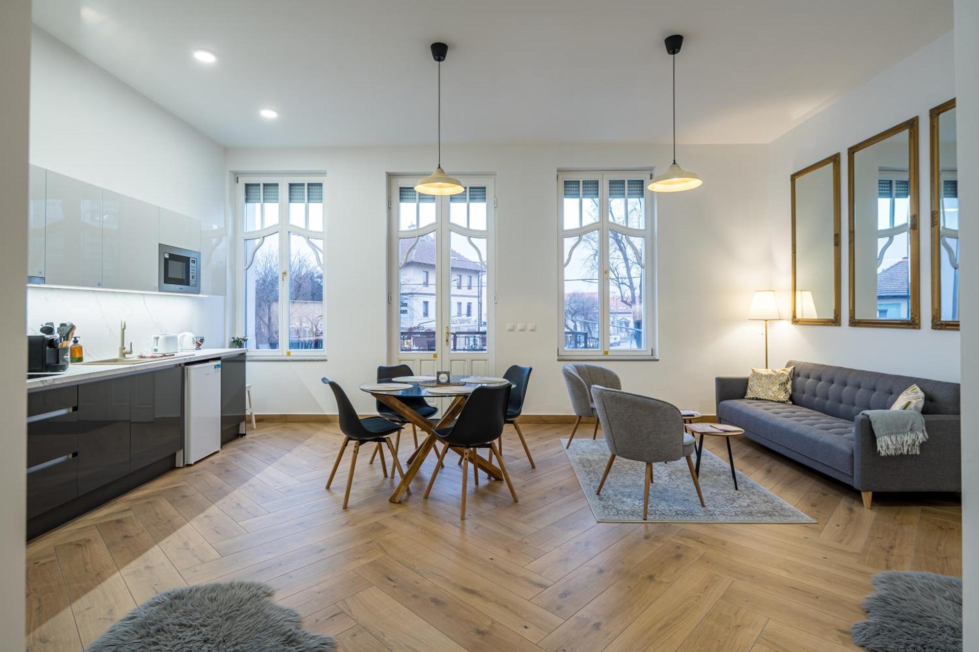 Stafetahaz Apartmanok 瓦茨 外观 照片